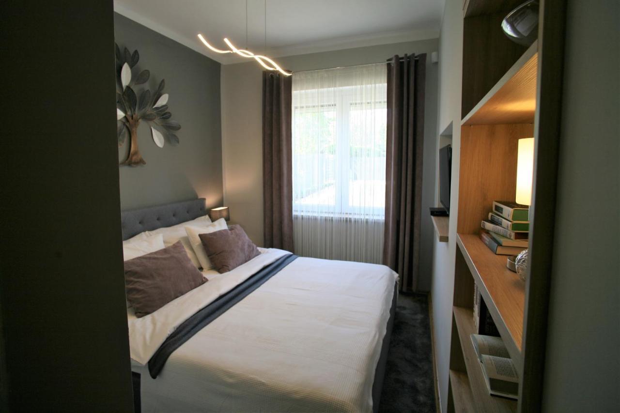 Otium Wellness Apartmanhaz Balatonakarattya Extérieur photo