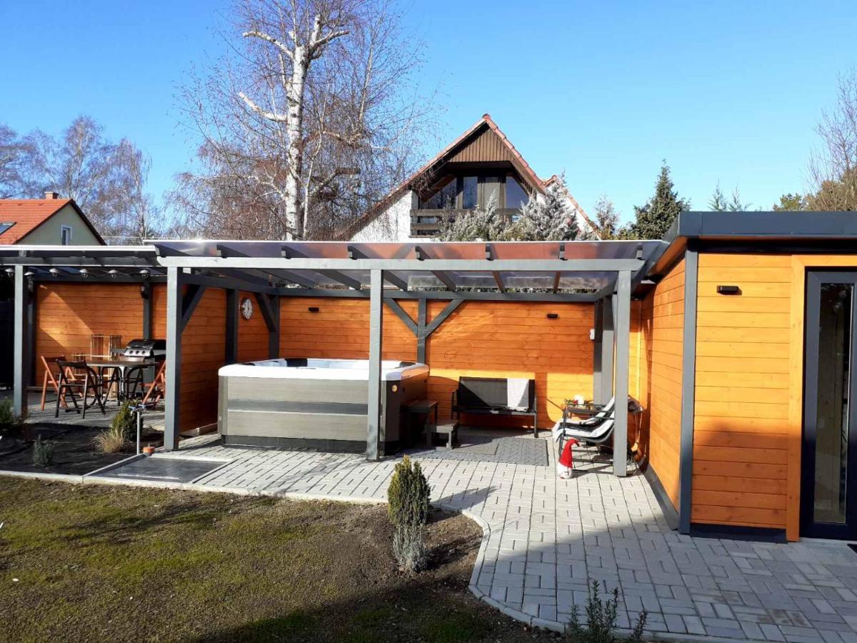 Otium Wellness Apartmanhaz Balatonakarattya Extérieur photo