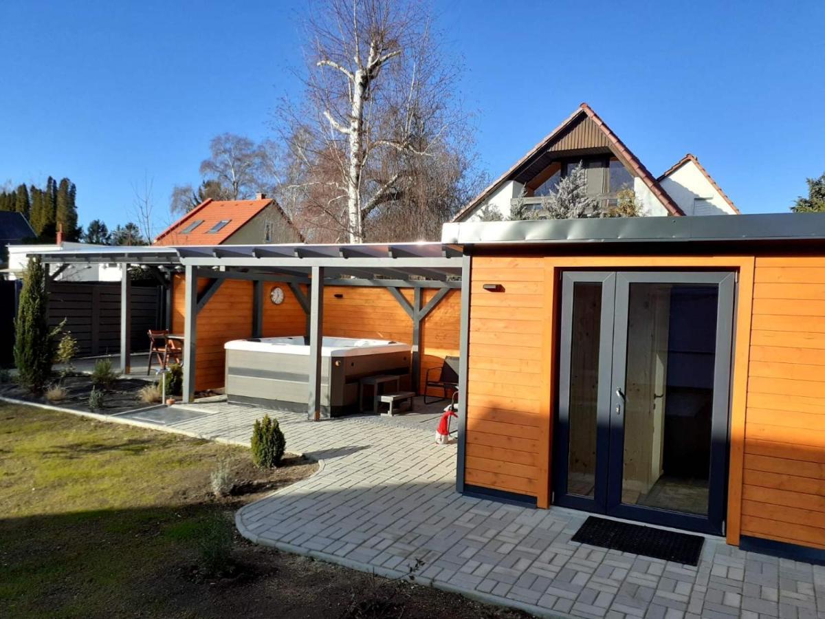 Otium Wellness Apartmanhaz Balatonakarattya Extérieur photo