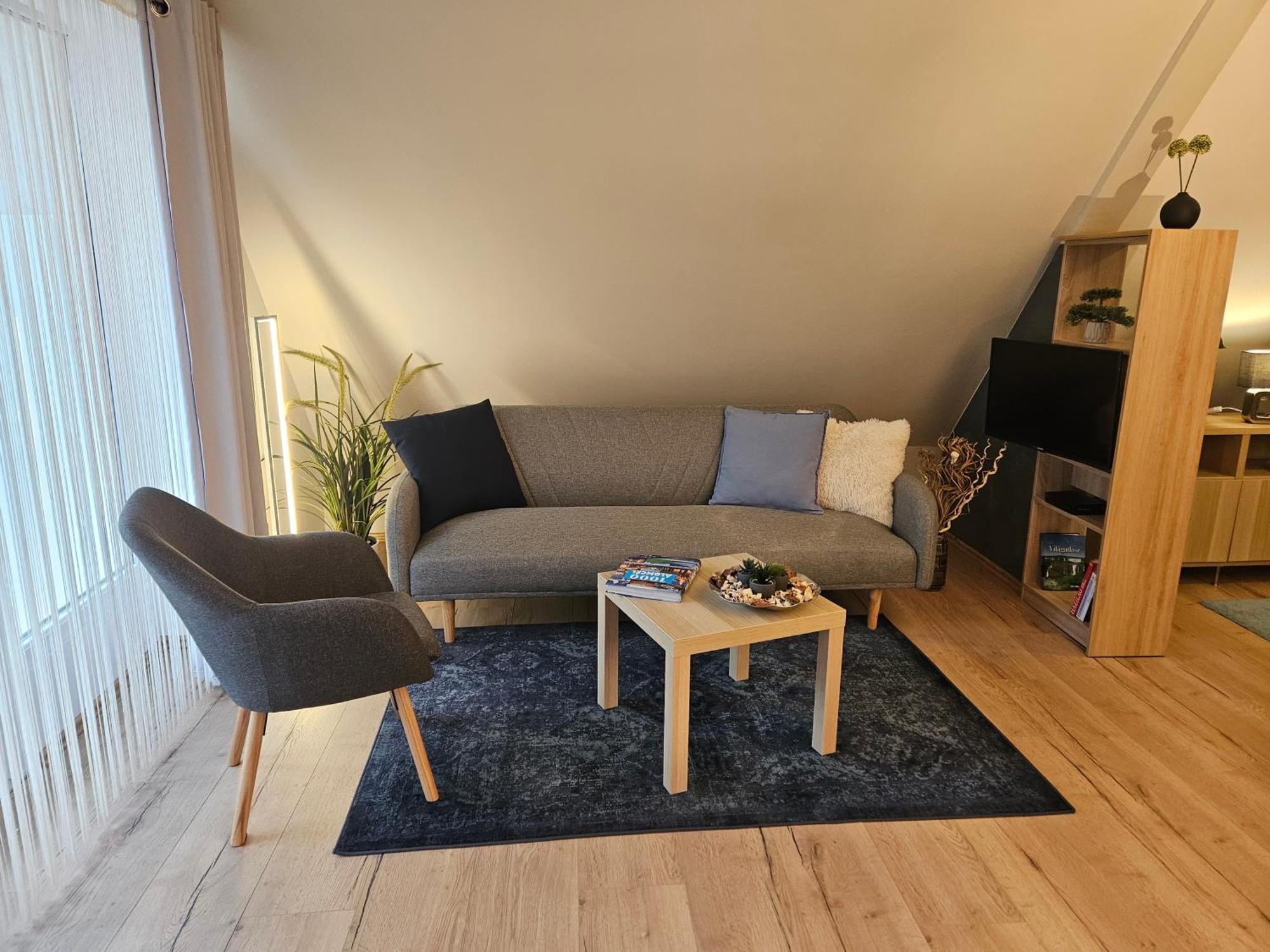 Otium Wellness Apartmanhaz Balatonakarattya Extérieur photo