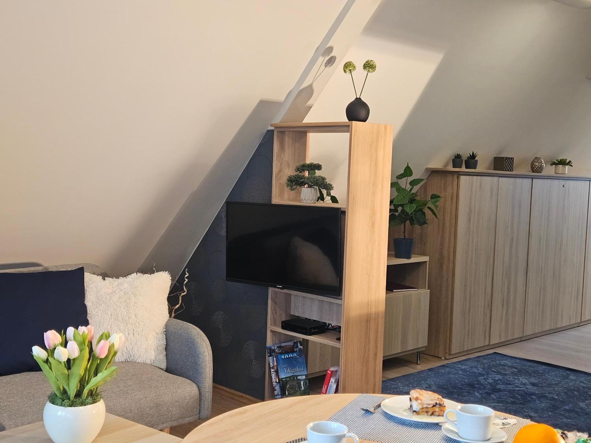 Otium Wellness Apartmanhaz Balatonakarattya Extérieur photo